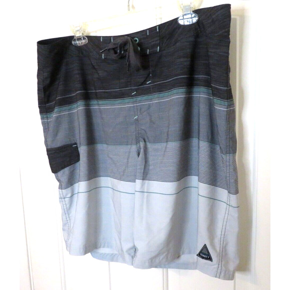 Trinity Boardshorts Men's Size 38 Swimwear Swim Trunks Shorts w/ Pocket & Logo - Picture 1 of 9